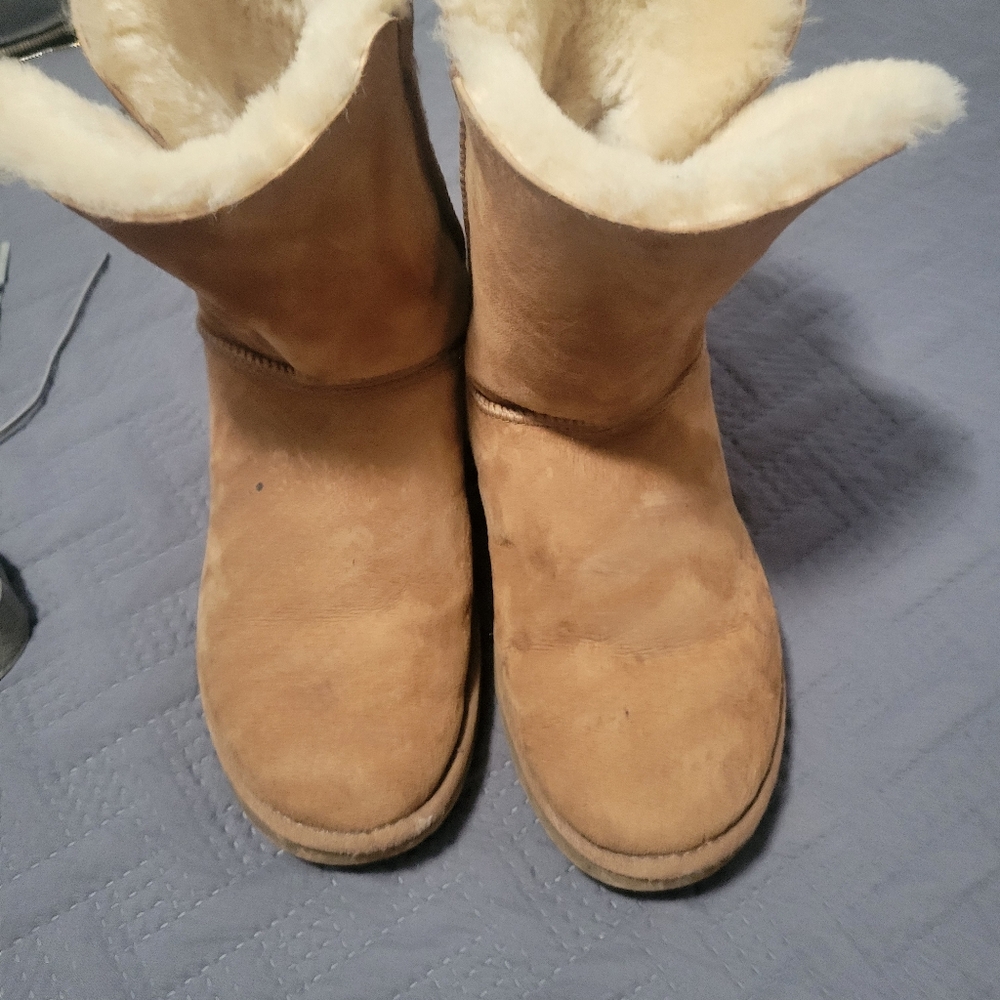 UGG Classic Tan Sheepskin Boots